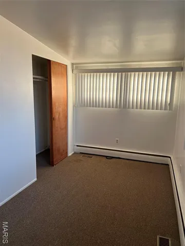 $129,900 | 905 Dean Street, Wilsonville, IL 62093