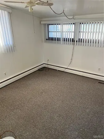 $124,900 | 905 Dean Street, Wilsonville, IL 62093