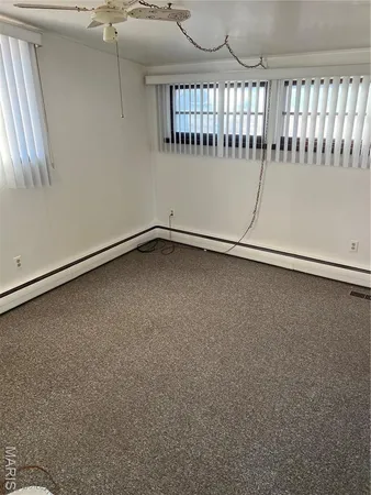 $129,900 | 905 Dean Street, Wilsonville, IL 62093