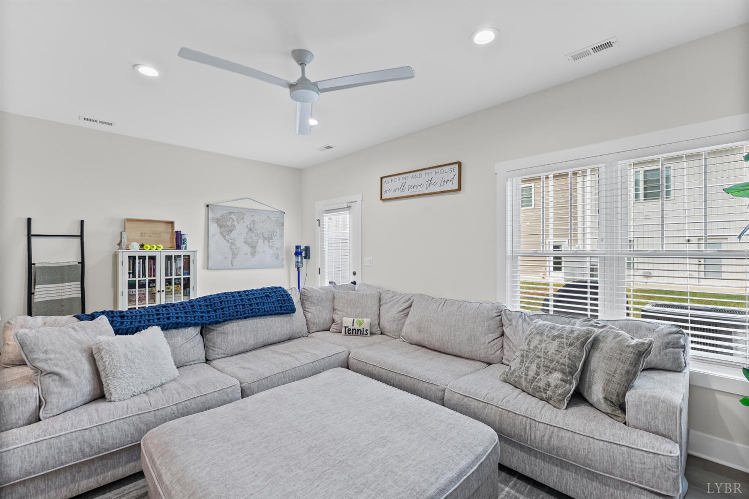 556 Leesville Road, Unit 1001 Lynchburg, VA 24502 - Photo 12 of 22 a living room with furniture and a large window