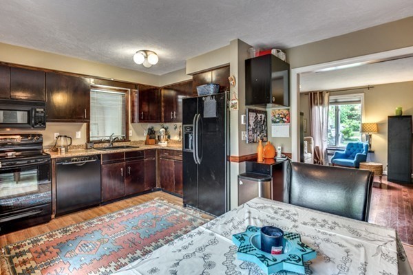 503 Boston Road, Unit B Groton, MA 01450 - Photo 11 of 29 Gallery Image 11