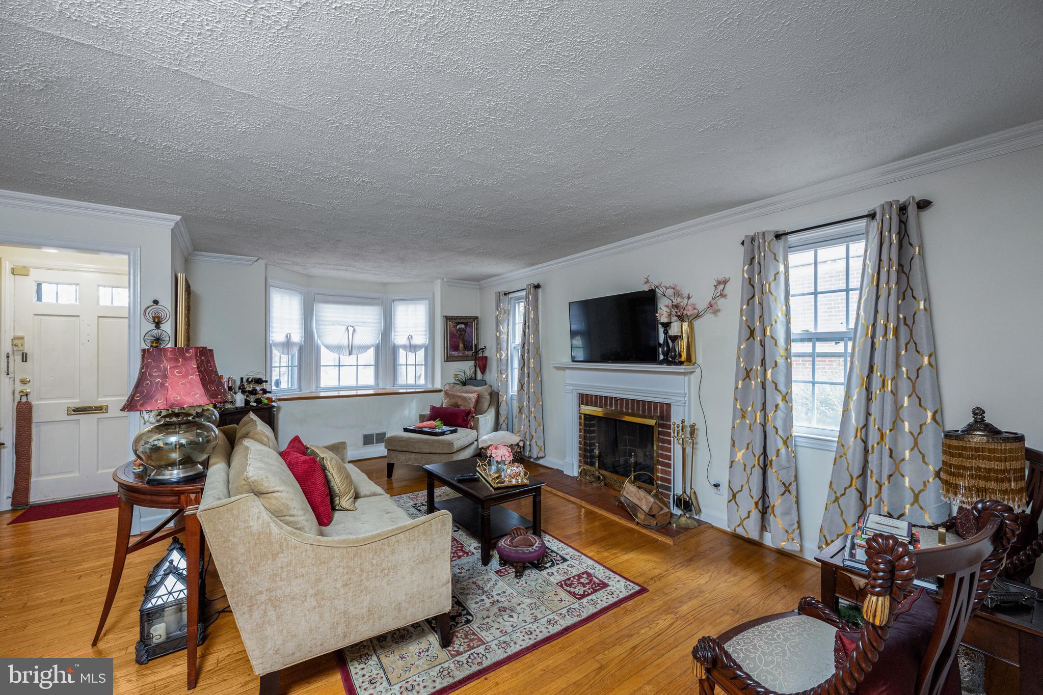 1503 Tunlaw Road Baltimore, MD 21218 - Photo 6 of 27 Interior