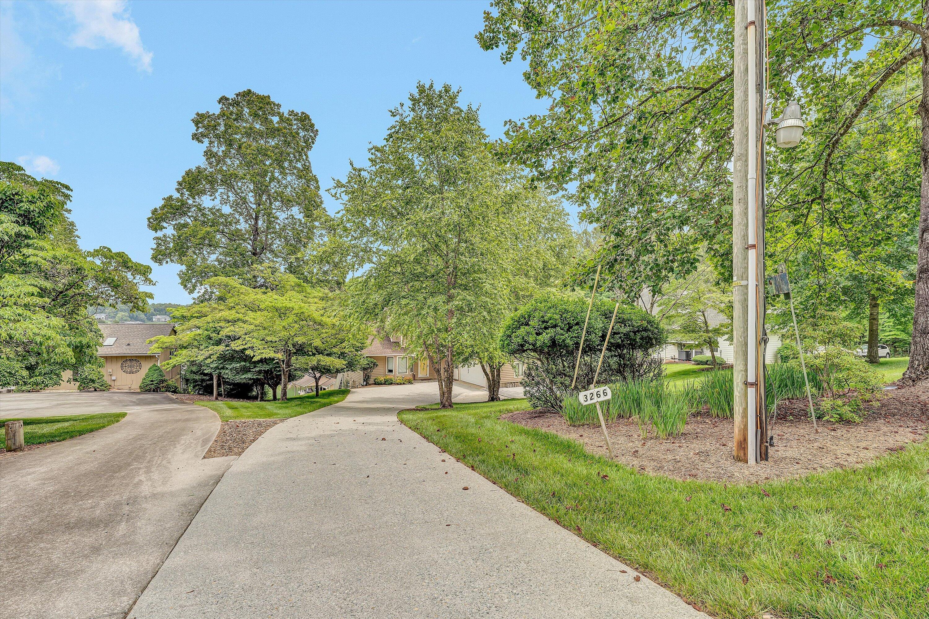 3266 Kemp Ford Road Union Hall, VA 24176 - Photo 57 of 67 58-DSC04102