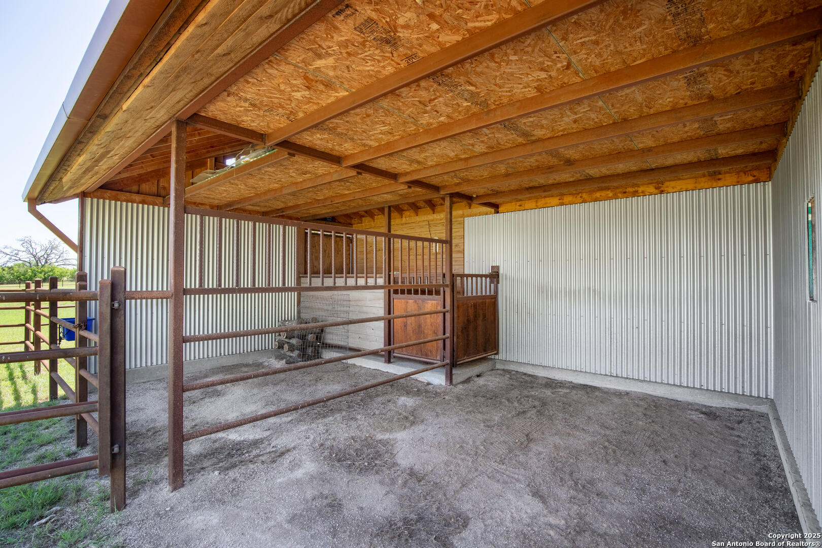 876 Horseshoe Falls Bandera, TX 78003 - Photo 28 of 37