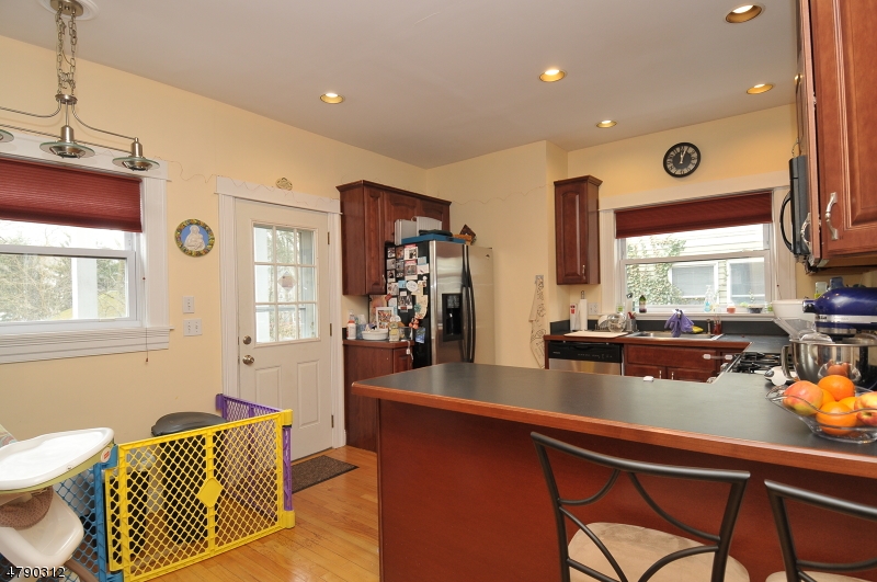 46 Dunnell Road Maplewood, NJ 07040 - Photo 6 of 18