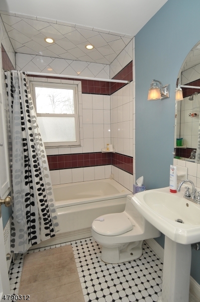 46 Dunnell Road Maplewood, NJ 07040 - Photo 8 of 18