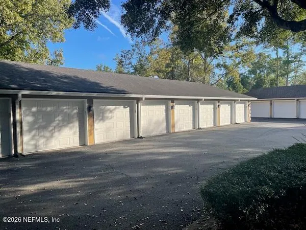 $285,000 | 13727 Richmond Park Drive North, Unit 204, Jacksonville, FL 32224