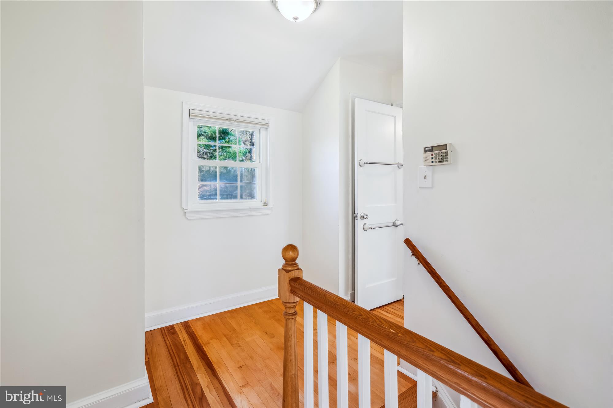 10115 Tenbrook Drive Silver Spring, MD 20901 - Photo 26 of 53 Landing at top of stairs