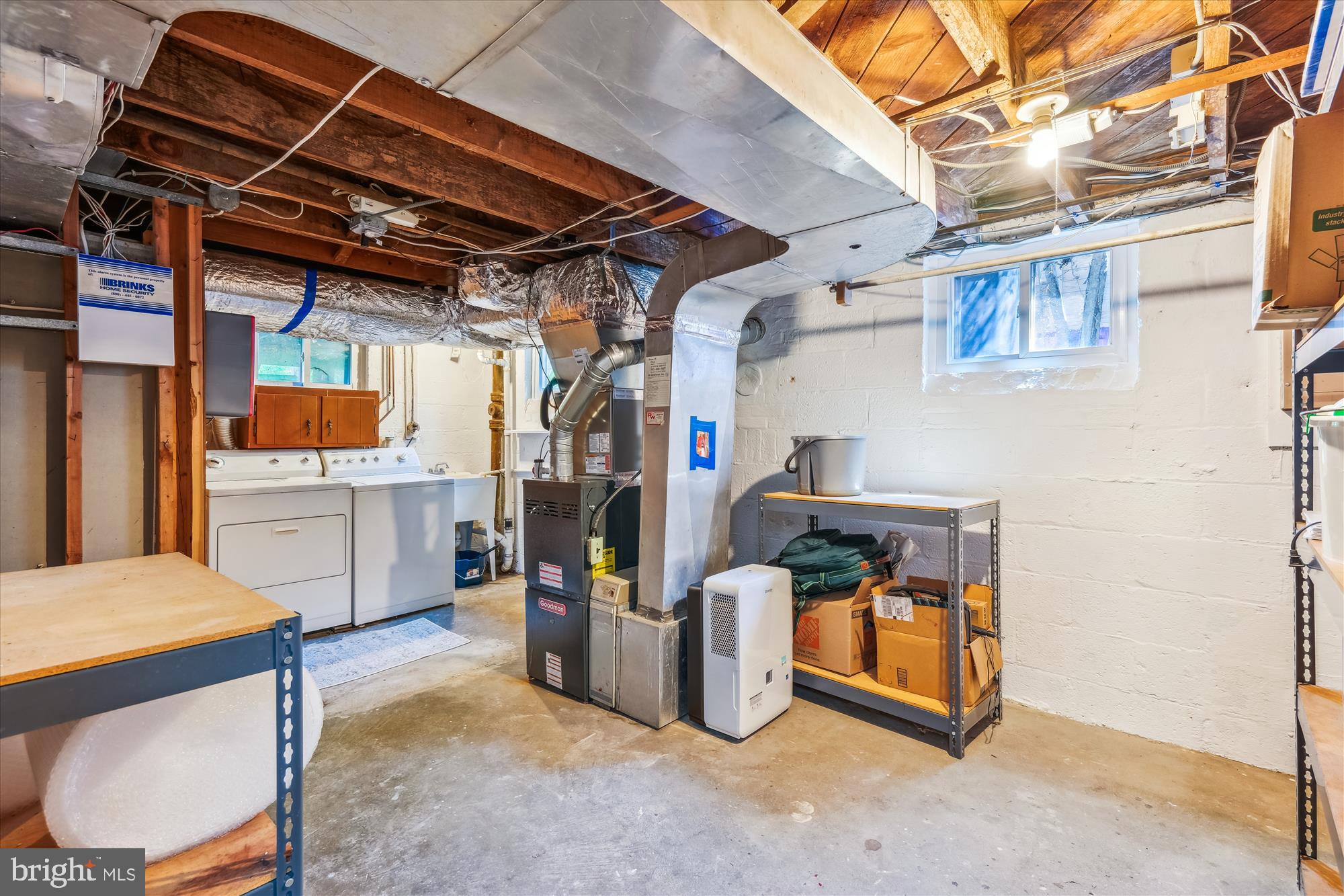 10115 Tenbrook Drive Silver Spring, MD 20901 - Photo 30 of 53 a utility room with dryer and washer