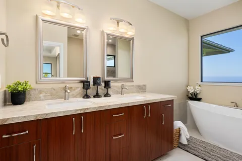 $2,375,000 | 73-4493 Aloha Place, Kailua-Kona, HI 96740