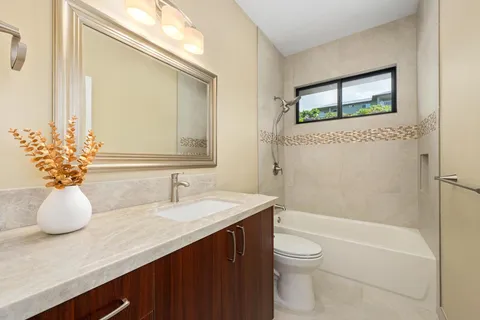 $2,375,000 | 73-4493 Aloha Place, Kailua-Kona, HI 96740