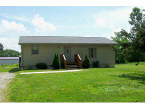 1607 Wallace Avenue Rochester, IN 46975 - Photo 1 of 7 Gallery Image 1