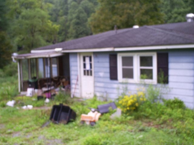 1925 Deskins Road Vansant, VA 24656 - Photo 1 of 1 Gallery Image 1