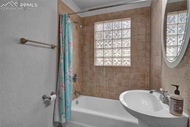8380 Chipita Park Road Cascade, CO 80809 - Photo 27 of 34 Gallery Image 27