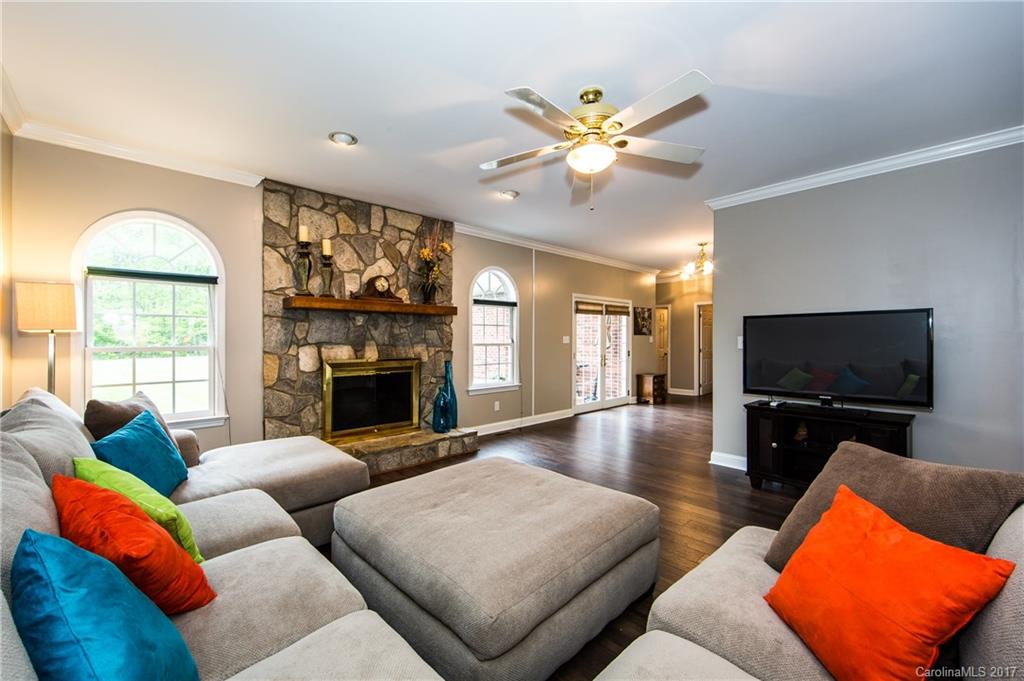 204 Mohawk Lane Advance, NC 27006 - Photo 5 of 24