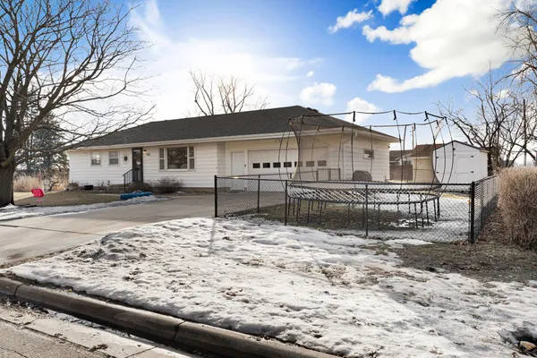 $265,000 | 1103 18th Street Northeast, Austin, MN 55912