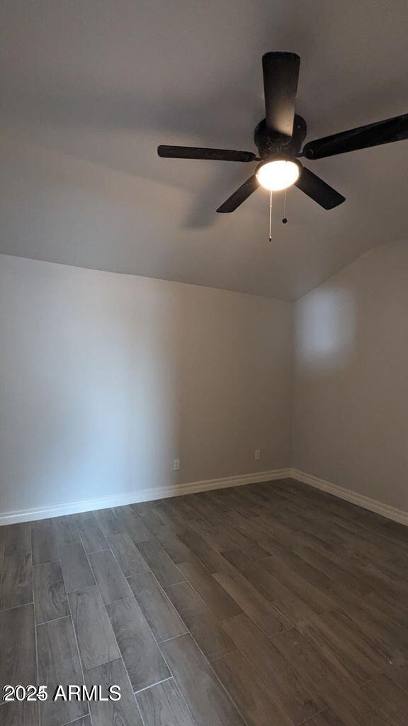 224 South Adonis Avenue Miami, AZ 85539 - Photo 11 of 13 an empty room