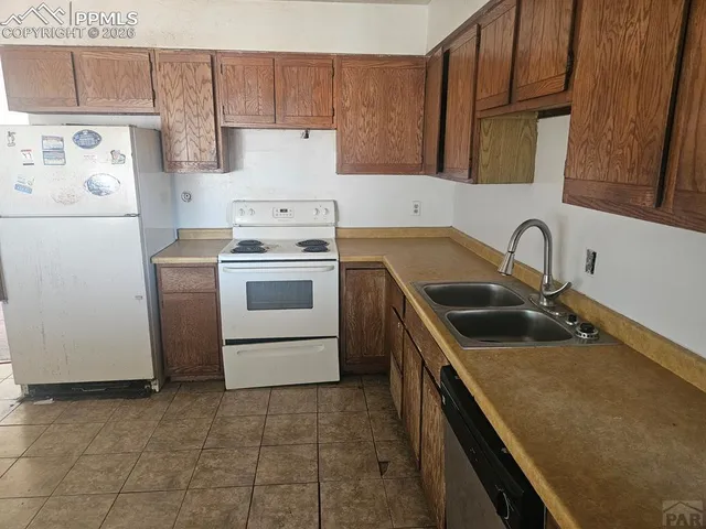 $249,900 | 1522 Whippoorwill Place, Pueblo, CO 81006