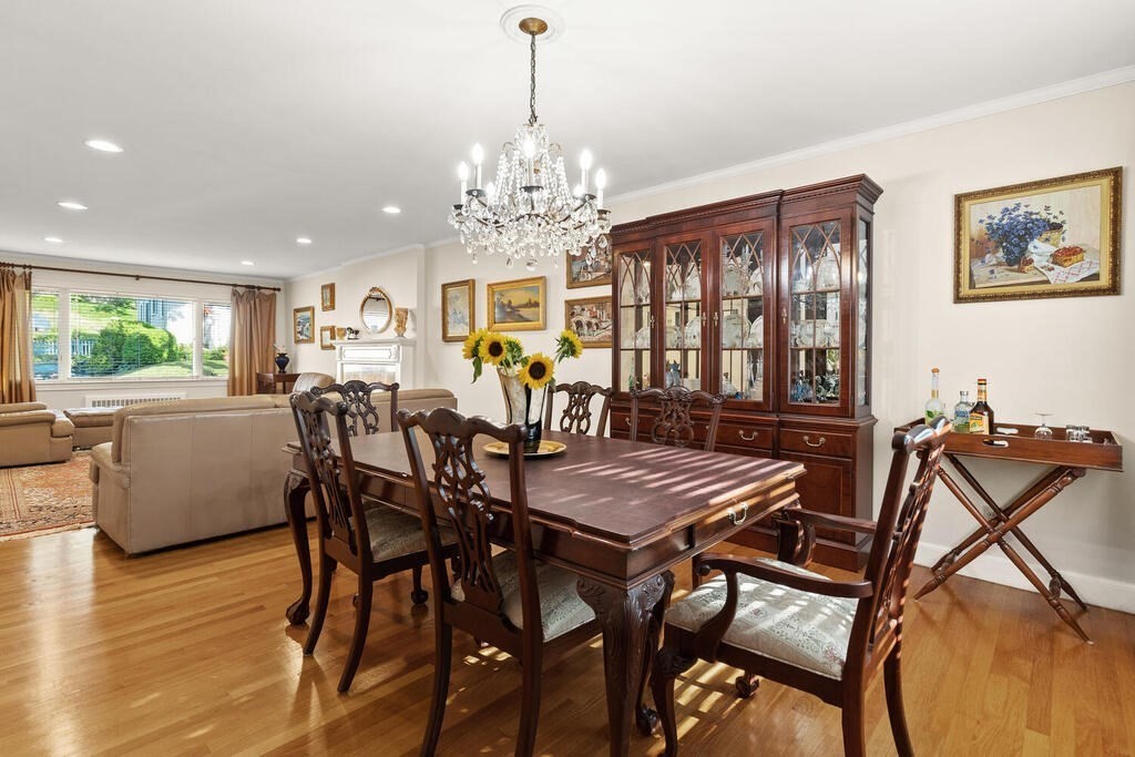 36 Beverly Road Swampscott, MA 01907 - Photo 11 of 34 Gallery Image 11