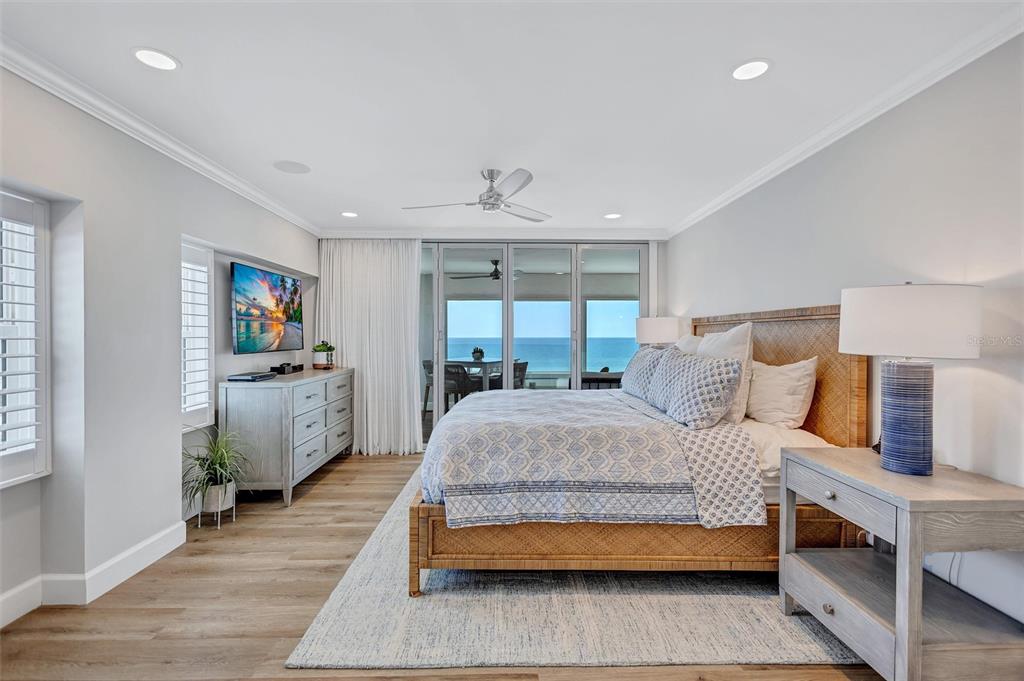 6140 Midnight Pass Road, Unit 401 Sarasota, FL 34242 - Photo 33 of 79