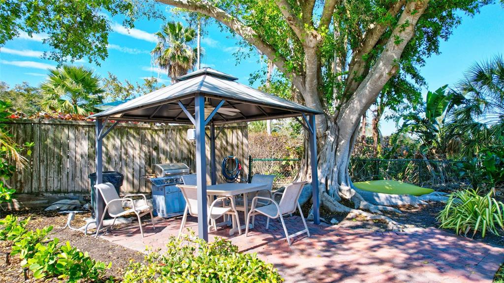 6140 Midnight Pass Road, Unit 401 Sarasota, FL 34242 - Photo 76 of 79