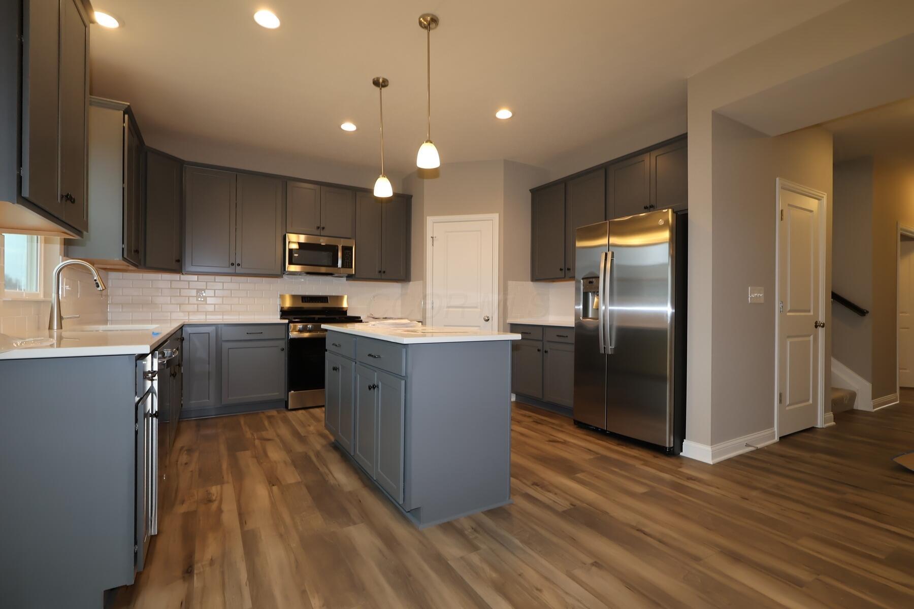 1705 Stinson Road Delaware, OH 43015 - Photo 7 of 19 Kitchen