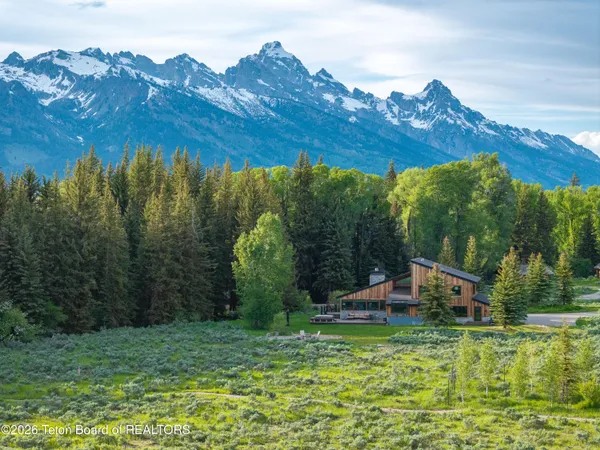 $6,200,000 | 450 East Phelps Canyon Road, Jackson, WY 83001