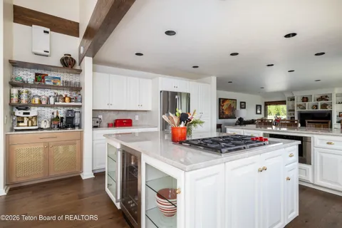 $6,200,000 | 450 East Phelps Canyon Road, Jackson, WY 83001