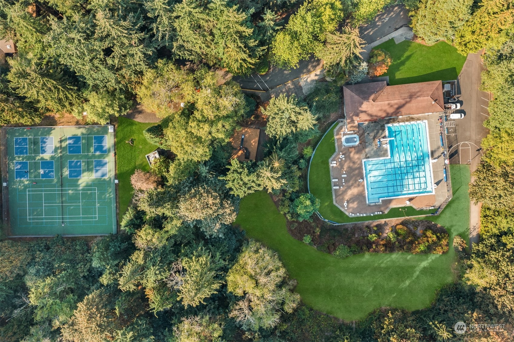 8722 Bowdoin Way Edmonds, WA 98026 - Photo 36 of 40 an aerial view of a house