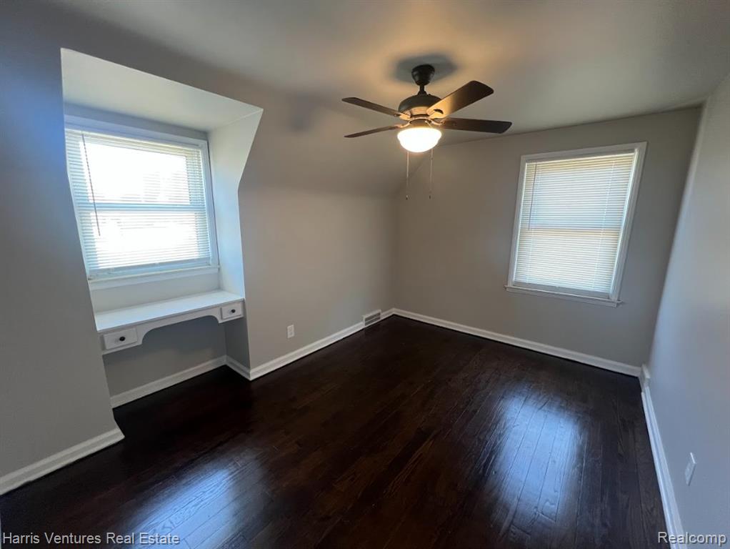22148 Moross Road Grosse Pointe, MI 48236 - Photo 11 of 16