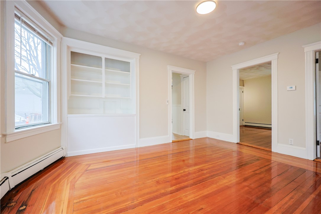 107 Hughes Avenue Pawtucket, RI 02861 - Photo 11 of 32