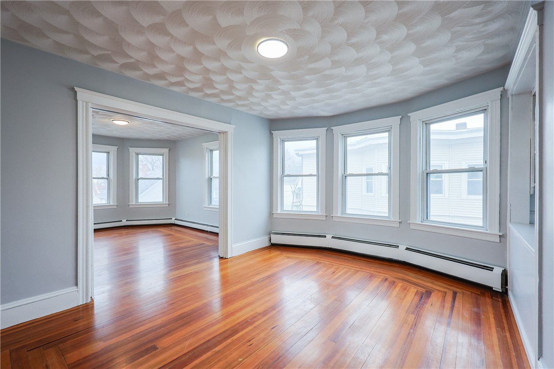 107 Hughes Avenue Pawtucket, RI 02861 - Photo 16 of 32