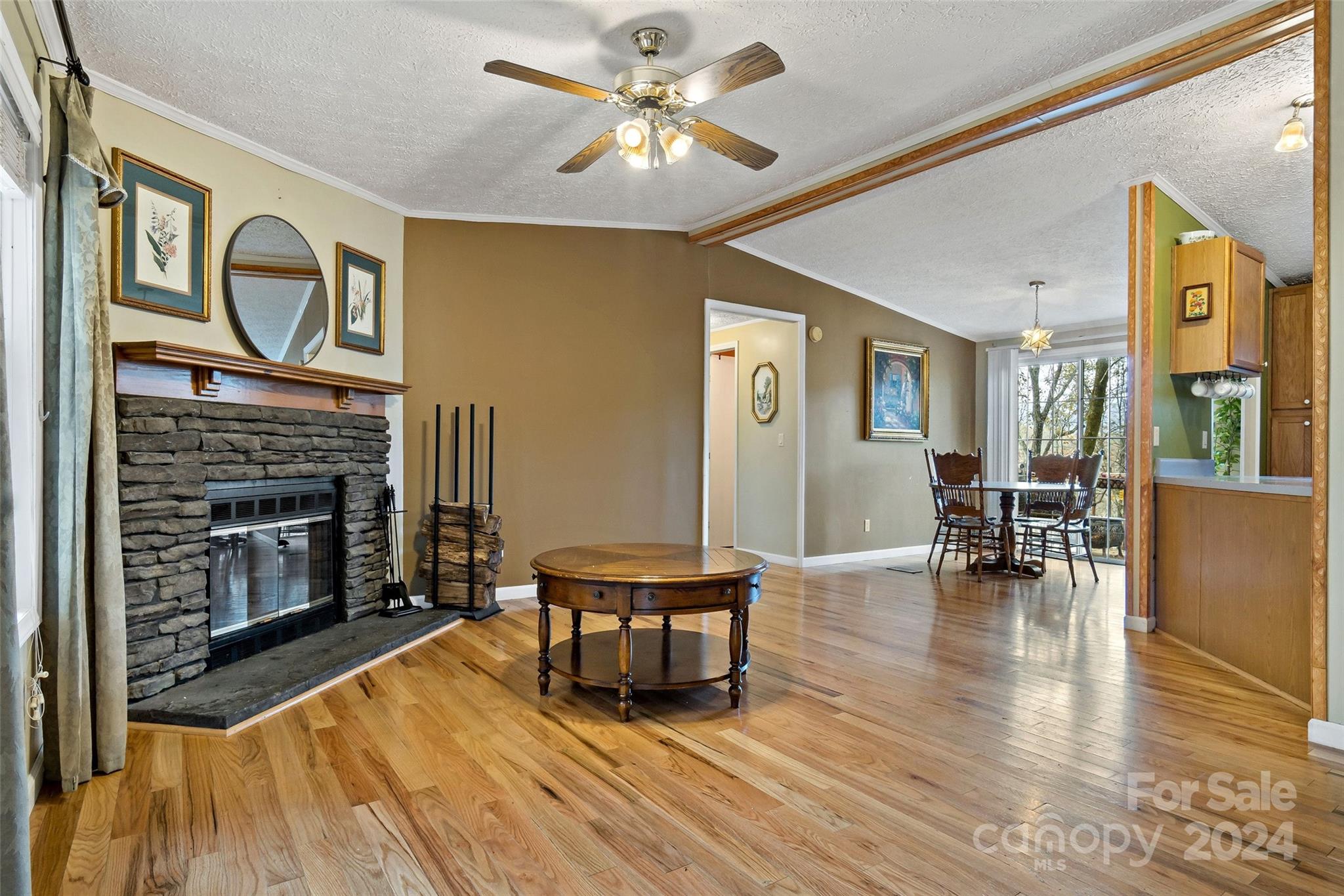 813 Henry Mc Call Road Marion, NC 28752 - Photo 6 of 30 Gallery Image 6