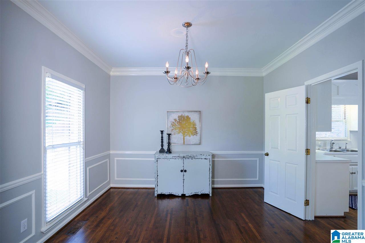 884 Mountain Ridge Drive Birmingham, AL 35209 - Photo 6 of 28