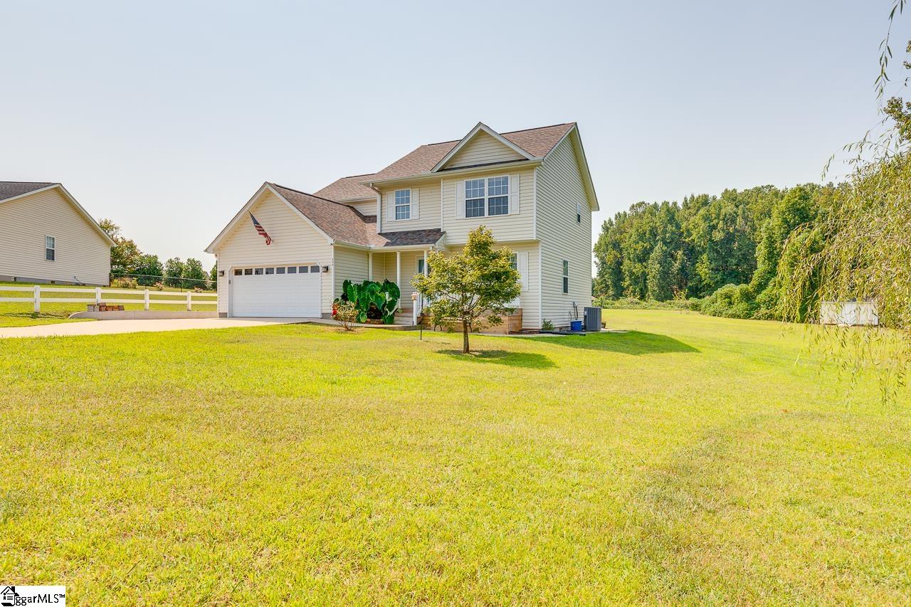 338 Fisher Lake Road Lyman, SC 29365 - Photo 2 of 31 Gallery Image 2