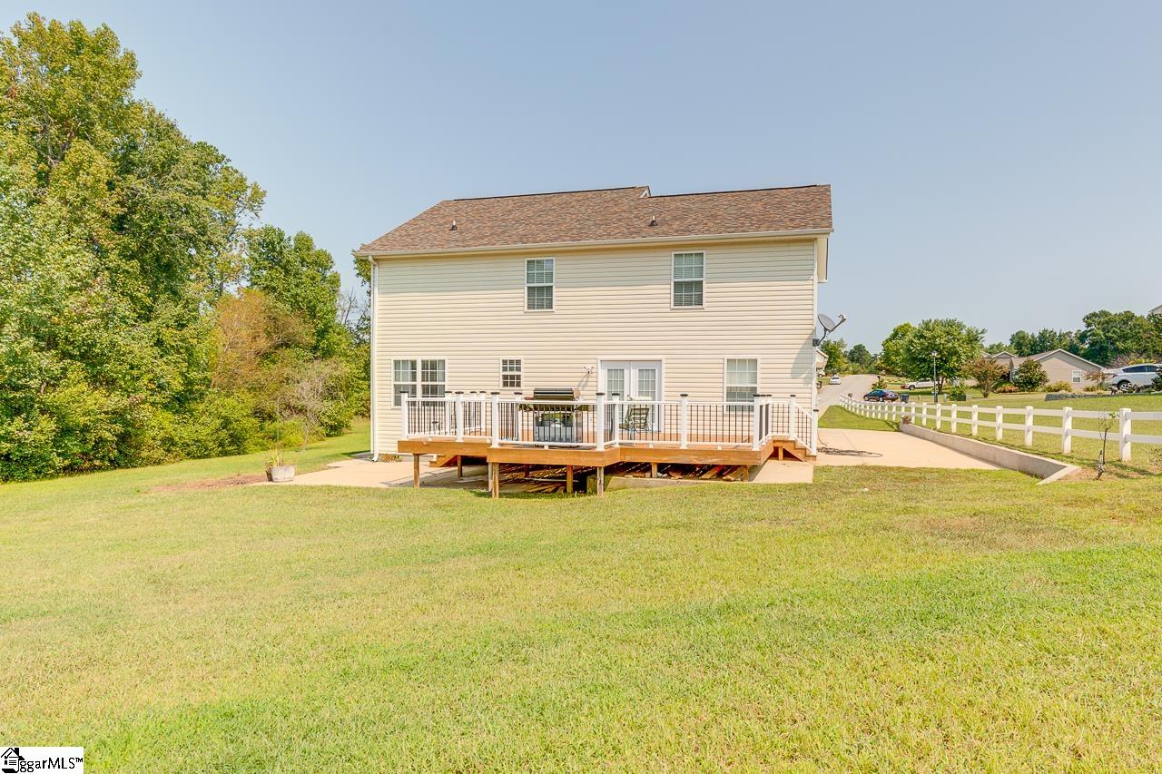 338 Fisher Lake Road Lyman, SC 29365 - Photo 26 of 31 Gallery Image 26