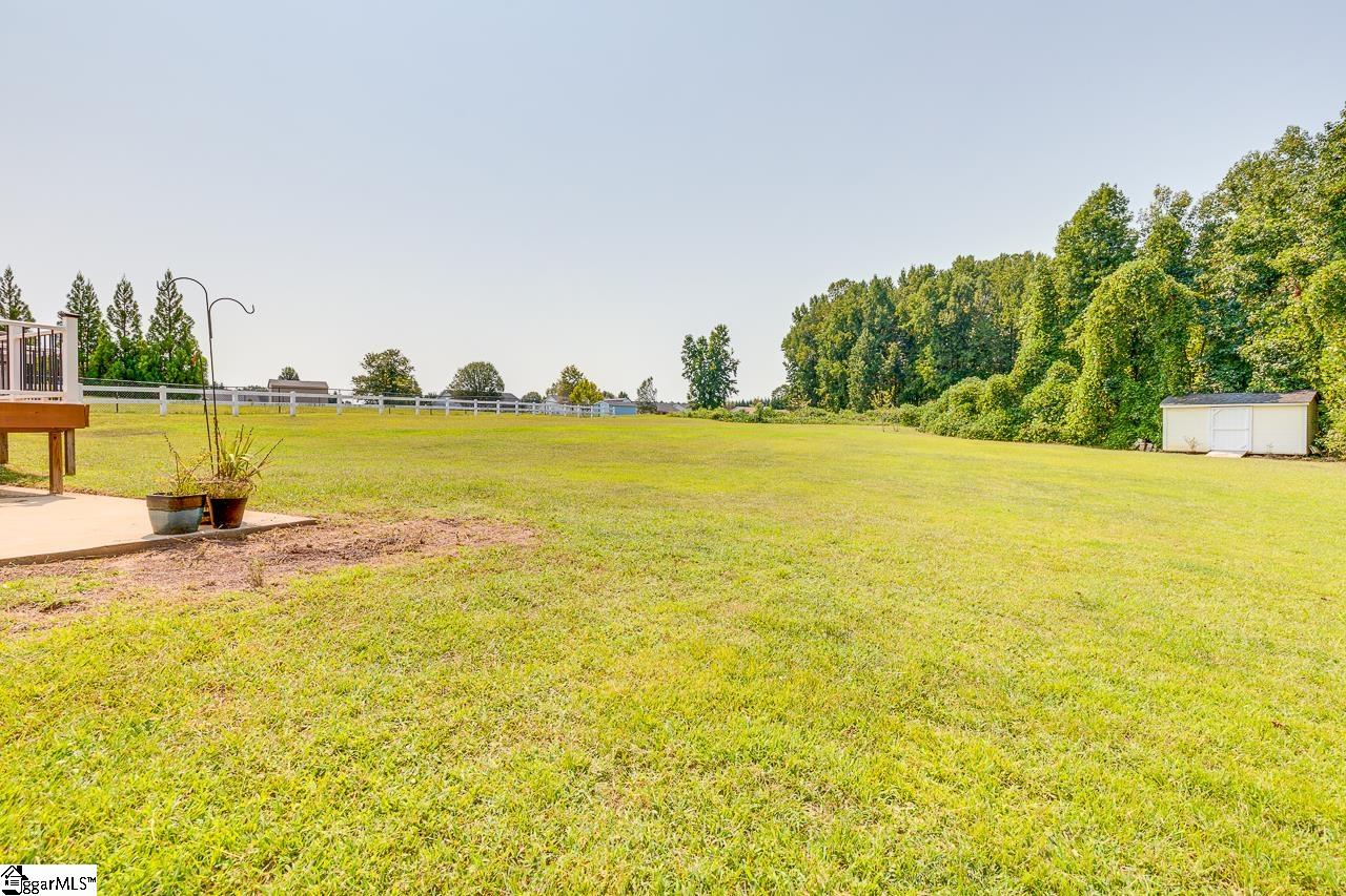 338 Fisher Lake Road Lyman, SC 29365 - Photo 29 of 31 Gallery Image 29