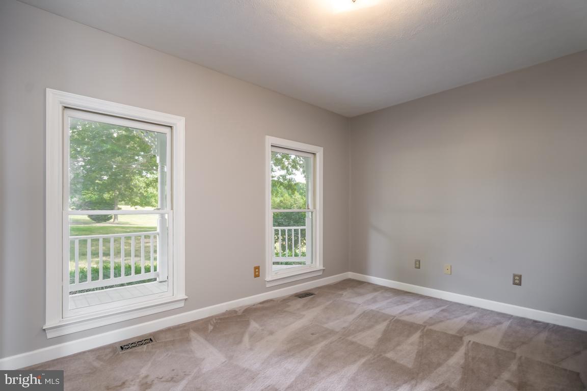 22669 Watson Road Leesburg, VA 20175 - Photo 18 of 46 Main Level Bedroom 2