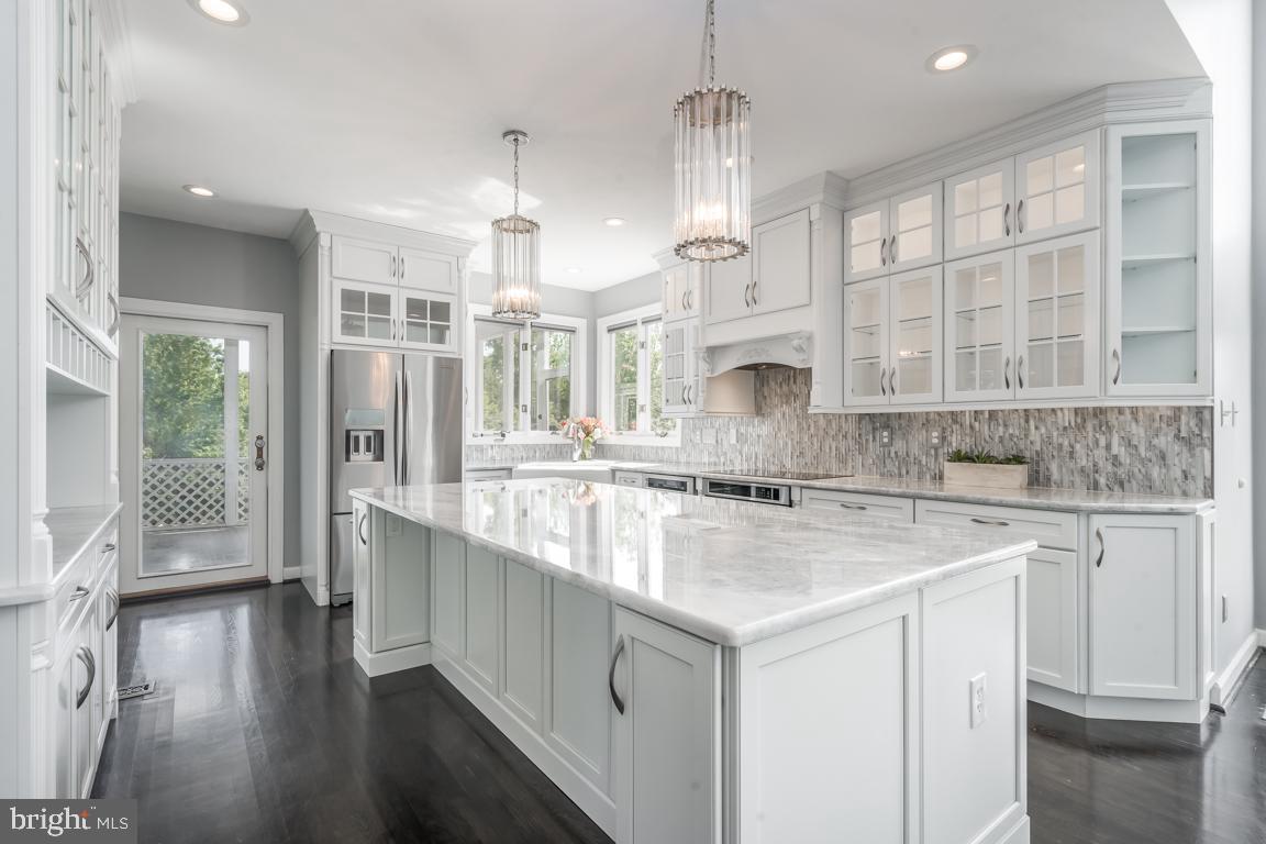 22669 Watson Road Leesburg, VA 20175 - Photo 9 of 46 Kitchen Island Ready For Gatherings