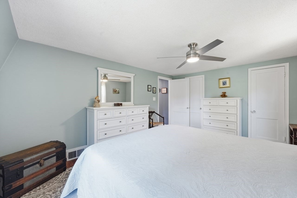 34 Harwich Road West Springfield, MA 01089 - Photo 20 of 42 Gallery Image 20