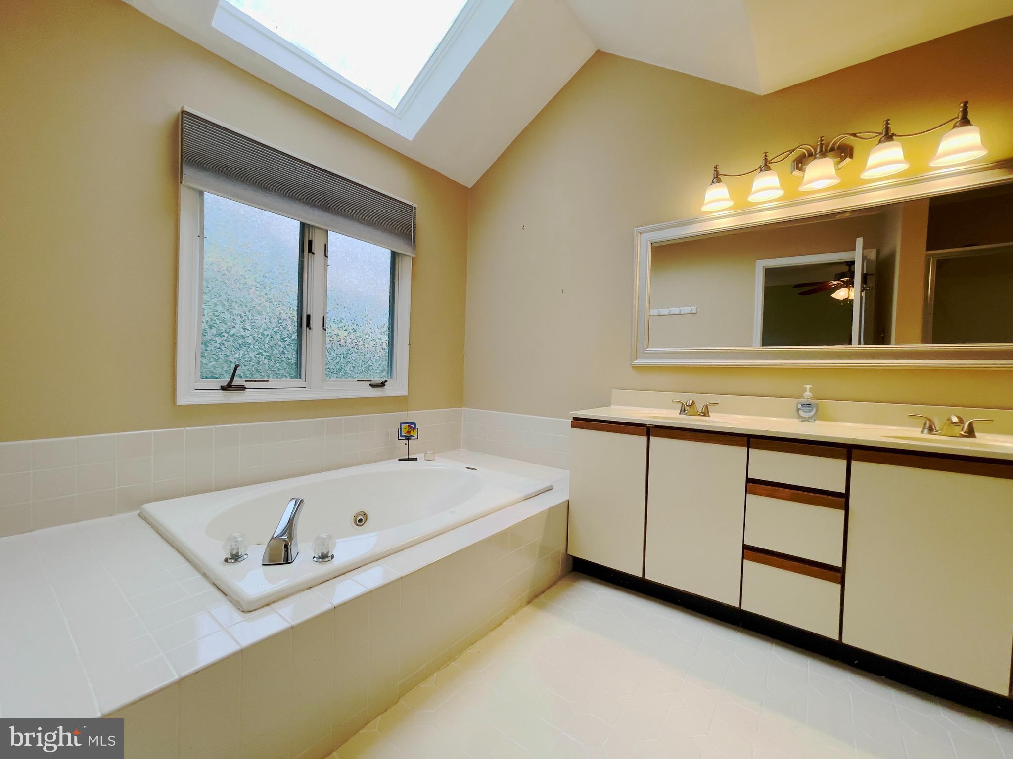 267 Fox Run Exton, PA 19341 - Photo 12 of 18