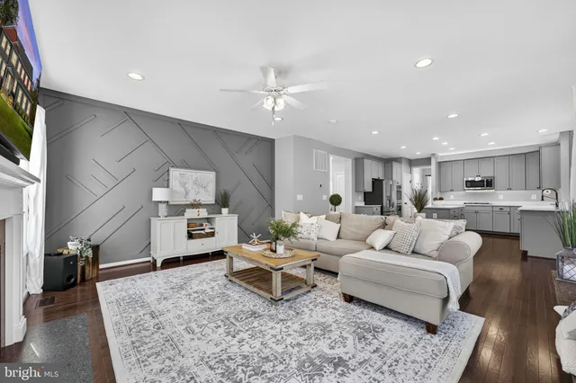 $749,980 | 208 Snowy Egret Way, Fredericksburg, VA 22406