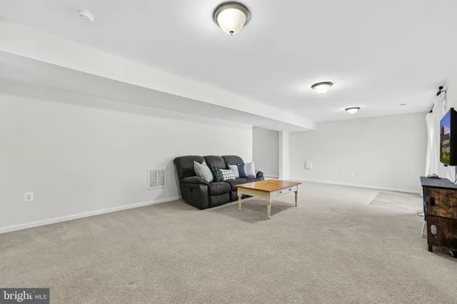 $749,980 | 208 Snowy Egret Way, Fredericksburg, VA 22406