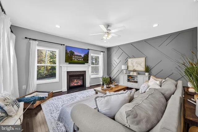 $749,980 | 208 Snowy Egret Way, Fredericksburg, VA 22406