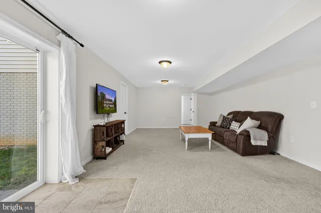 $749,980 | 208 Snowy Egret Way, Fredericksburg, VA 22406