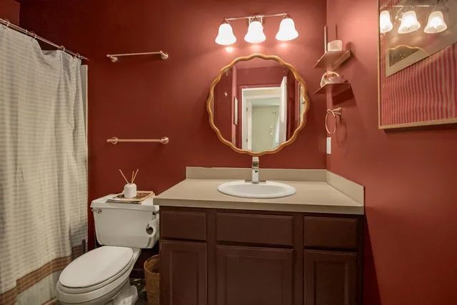 $219,900 | 14210 44th Place North, Unit 6, Plymouth, MN 55446