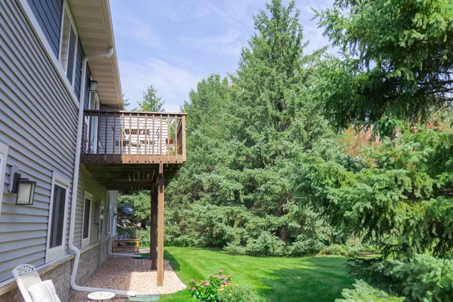 $219,900 | 14210 44th Place North, Unit 6, Plymouth, MN 55446