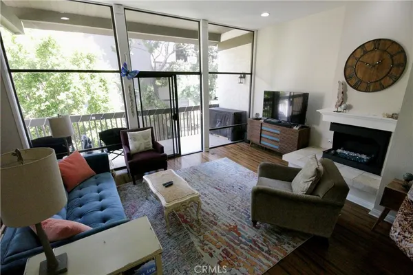 $699,000 | 7202 Marina Pacifica Drive, Long Beach, CA 90803