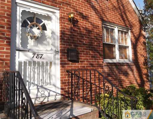 787 King Georges Road Fords, NJ 08863 - Photo 1 of 25 Gallery Image 1