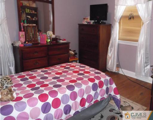 787 King Georges Road Fords, NJ 08863 - Photo 19 of 25 Gallery Image 19